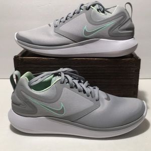 Nike Women’s Lunarsolo El Running Shoes Size 9.5